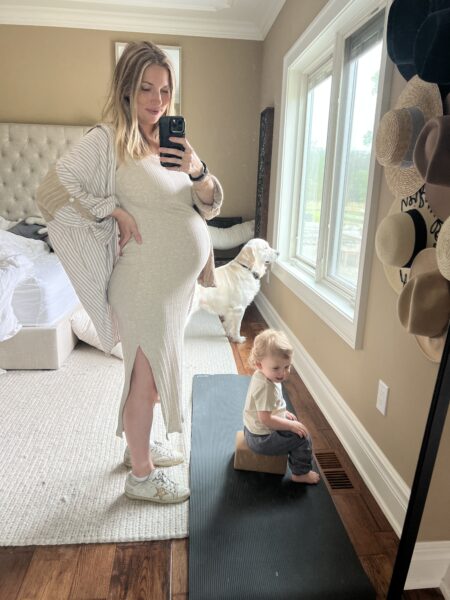 pregnant mom and toddler